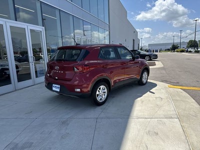 2025 Hyundai Venue SE