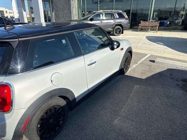 2017 MINI Cooper Base