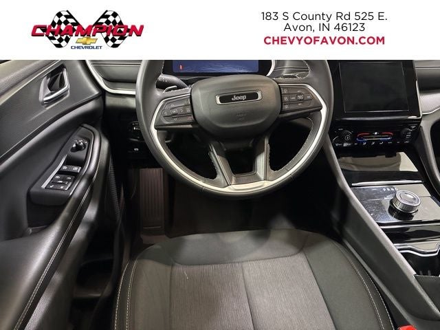 2023 Jeep Grand Cherokee L Laredo