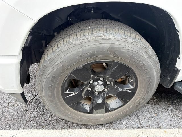 2023 RAM 1500 Big Horn Crew Cab 4x4 5'7" Box