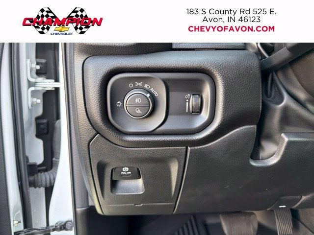 2023 RAM 1500 Big Horn Crew Cab 4x4 5'7" Box