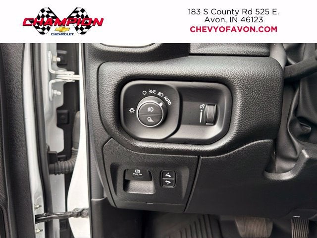 2023 RAM 1500 Big Horn Crew Cab 4x4 5'7" Box