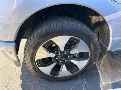 2022 Ford F-150 Lightning Platinum
