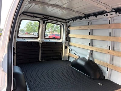 2025 Chevrolet Express Cargo WT