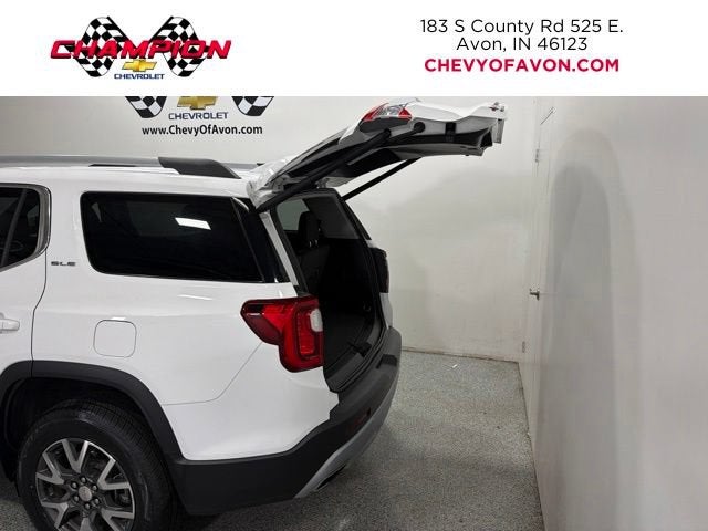 2023 GMC Acadia SLE