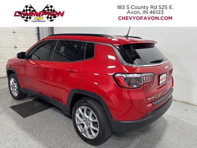 2023 Jeep Compass Latitude Lux