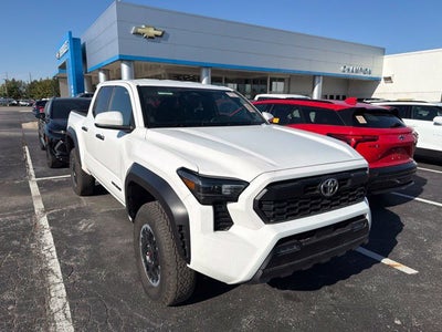 2025 Toyota Tacoma 4WD SR