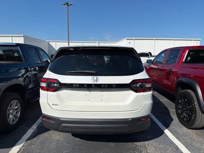 2023 Honda Pilot AWD LX