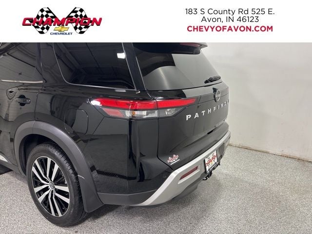 2023 Nissan Pathfinder Platinum