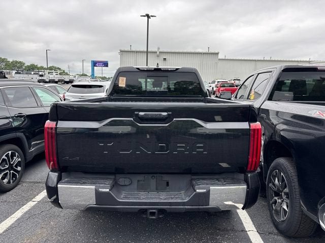 2024 Toyota Tundra 4WD SR5