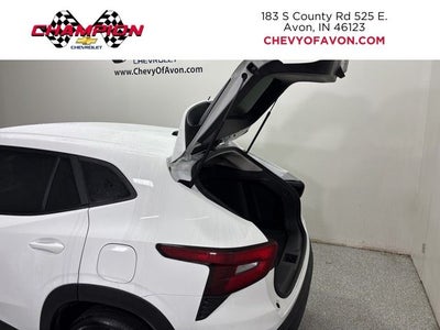 2025 Chevrolet Trax LS