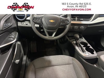 2025 Chevrolet Trax LS