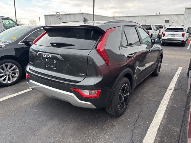 2025 Kia Niro LX