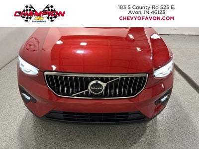 2023 Volvo XC40 Plus Bright Theme
