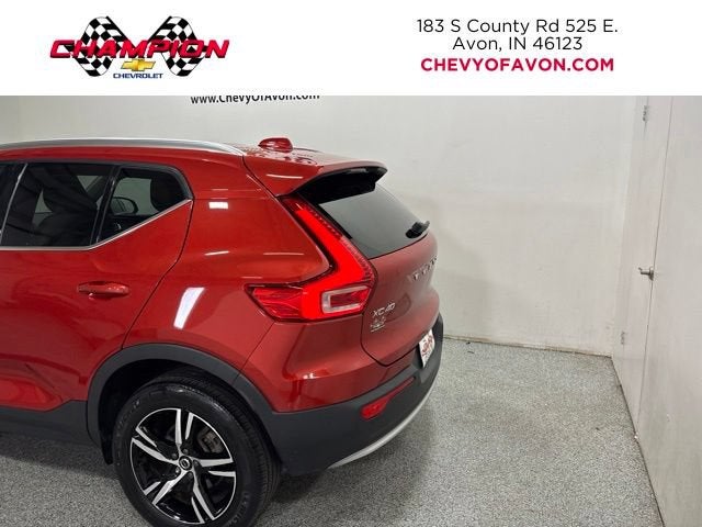 2023 Volvo XC40 Plus Bright Theme