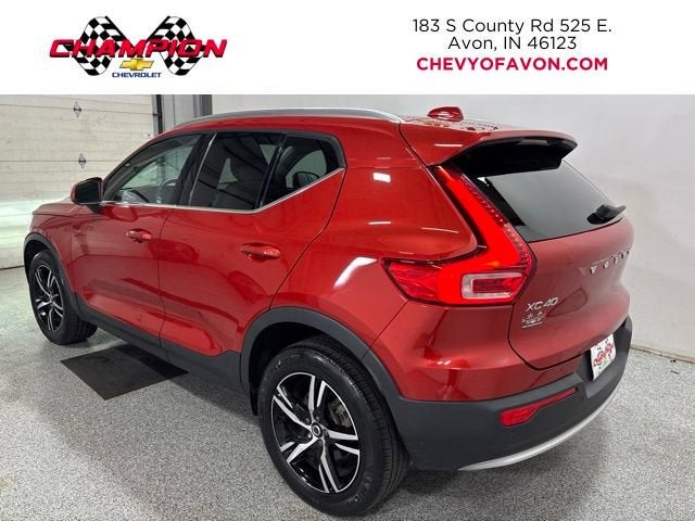 2023 Volvo XC40 Plus Bright Theme